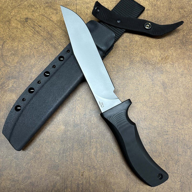HIGH-STRENGTH IMPORTS OF A8 STEEL, AND THE CHINESE CRAFTSMAN'S JOB FOR CRAZY A-DOG'S OUTDOOR SURVIVIVING TACTICAL KNIFE