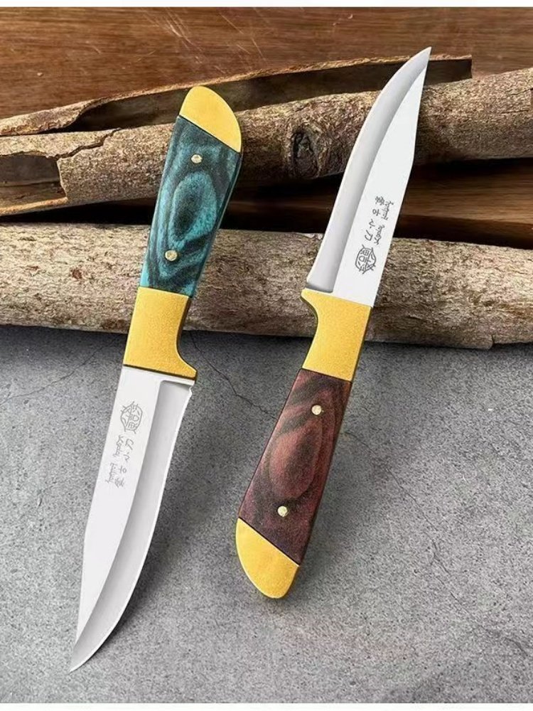 The Mongol hand with the meat knife and the knife in the kitchen can sharpen the knife with the sharp fruit knife and the lamb