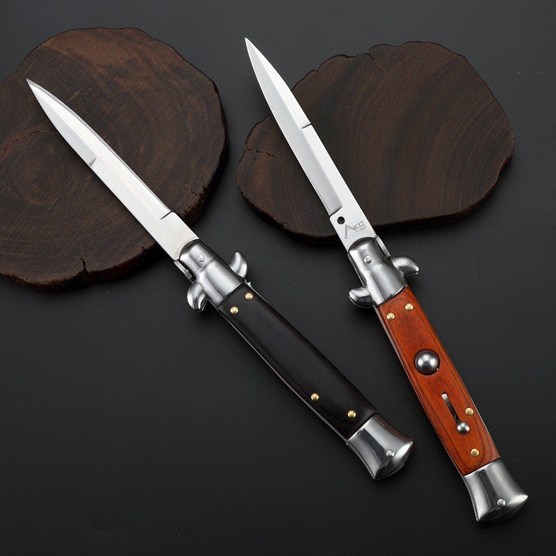 A high-hard knife folding a multi-purpose field knife and a home fruit knife
