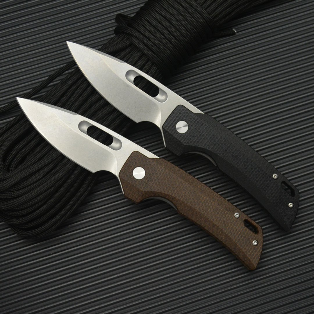 K110 STEEL HIGH-HEAVY FOLDING KNIFE OUTSIDE THE HOUSE WITH A SHARP BLADE AND A FRUIT KNIFE TO CAMP