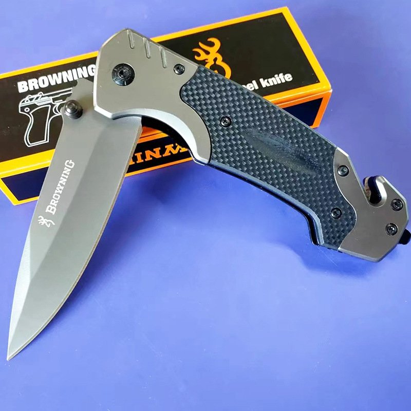 An outdoor knife with a folding knife, a sharp, high-strength cold weapon knife, and a fielding fruit knife