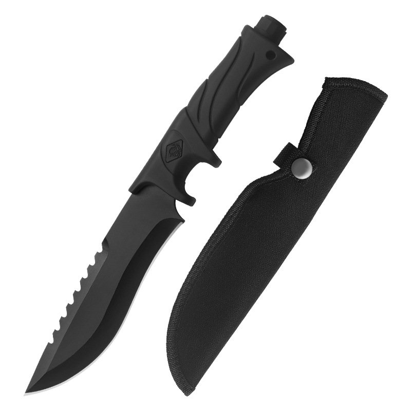 Straight-on-the-door knife to protect himself from the wild side of a mini-sword. A sharp fruit knife