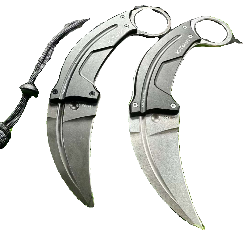 EXTREMIST CLAWS OPEN WITH EDC AND USE CLAWS TO DEFEND THE CAMPING EQUIPMENT