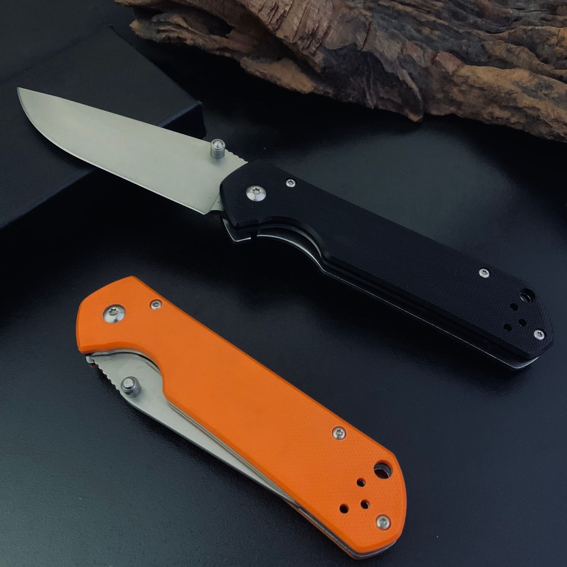 A new, high-hard field knife, a fruit knife, and a bag, a life knife