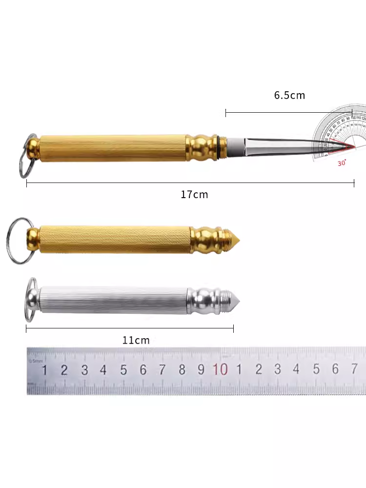 The brass and fruit knife, with the key to the little knife, is a sharp, strutted, corroded field multipurpose knife