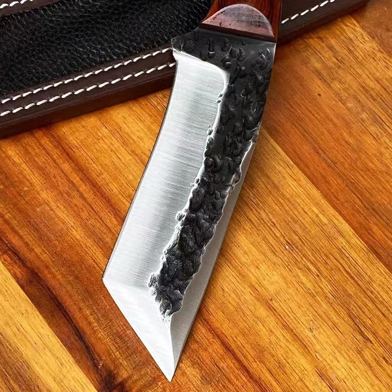 It's a field camp with a straight knife and a hard bone