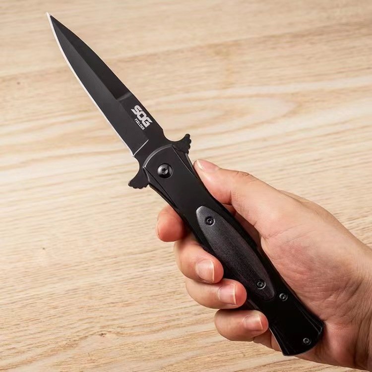 I'll use a high-strength sharp knife to protect myself from the cold