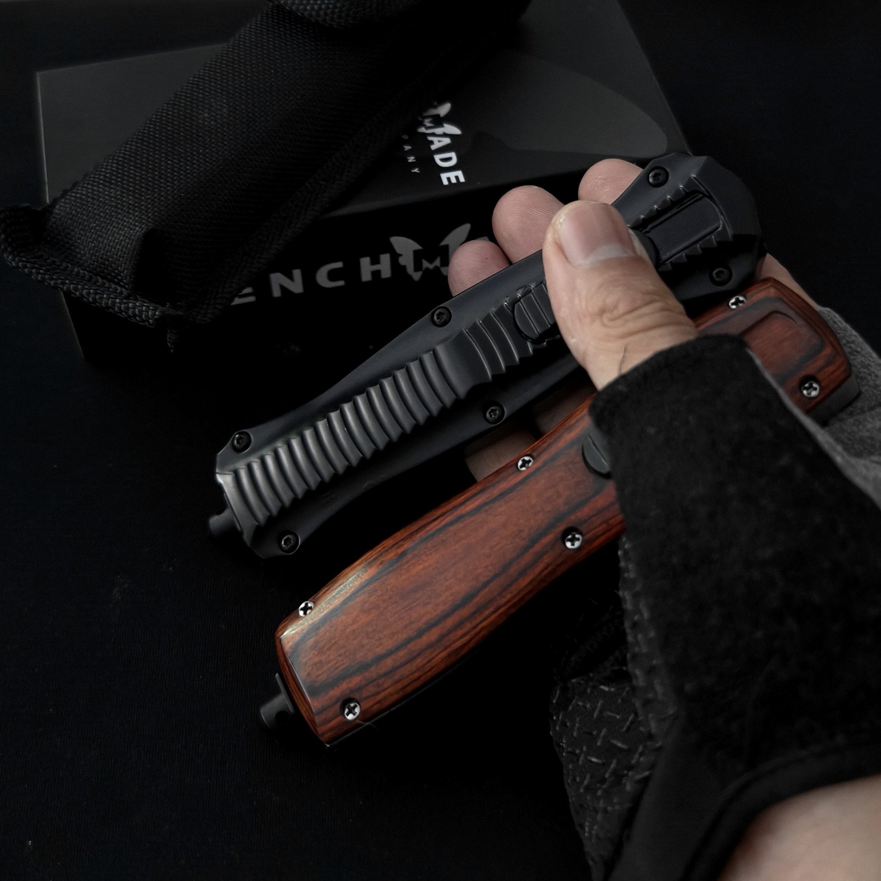 Microtech butterflies tactical stainless steel-wood-coated alloy, camping car break windows with multiple tools and outside knives