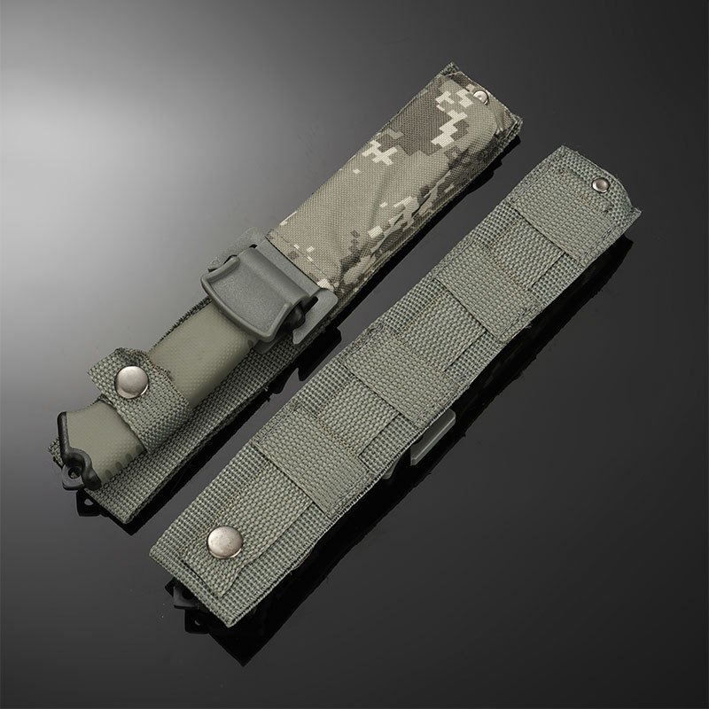 With a straight knife, the camper has a high-strength sharp blade and a fruit knife with a cold weapon