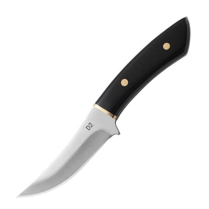Hummingbird's Red Hand holds a meat knife outside the house with a fruit knife and a guacamole cutter