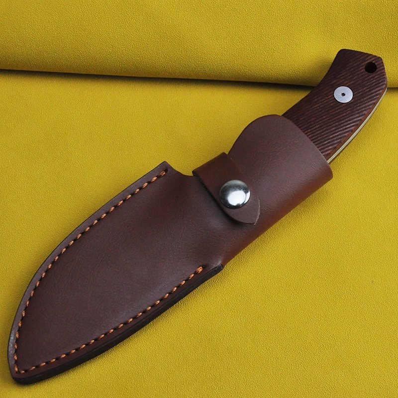 A HIGH-HARD D2-STABBING, STRAIGHT-ON-THE-BONE EXTERIOR SURVIVAL KNIFE WITH A SHARP KNIFE TO CAMP WITH