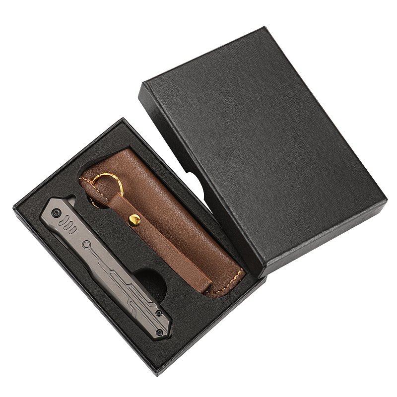 An outdoor multi-purpose knife with a camper's folding knife, more than a folding knife with a fruit knife
