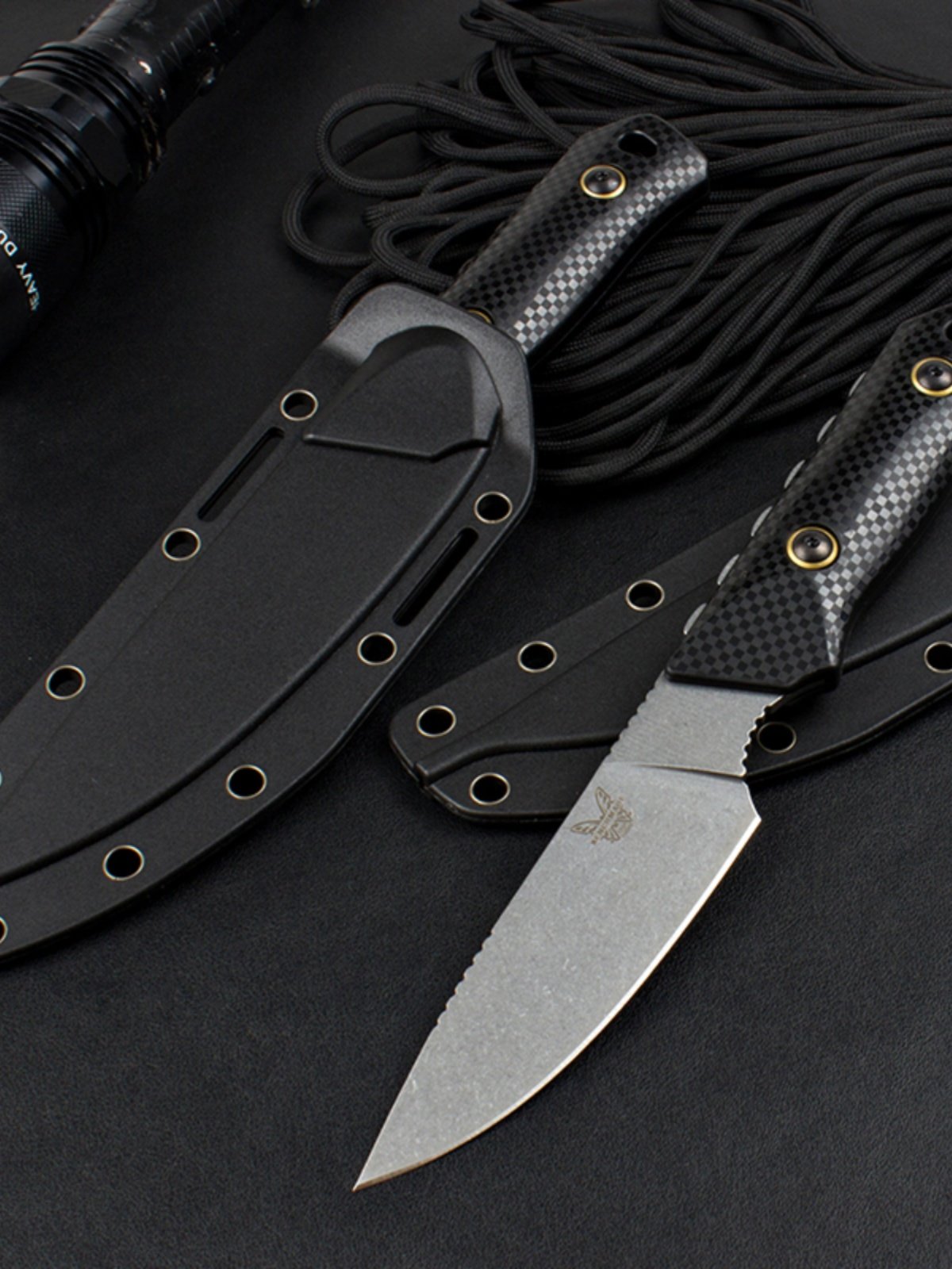 HIGH-INTENSITY CAMPING IN THE OPEN WITH A SMALL STRAIGHT KNIFE, BM 156,000