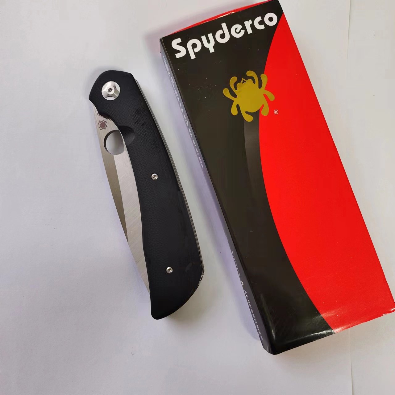 C239 FOLDING KNIVES AND A POCKET KNIFE FOR CAMP