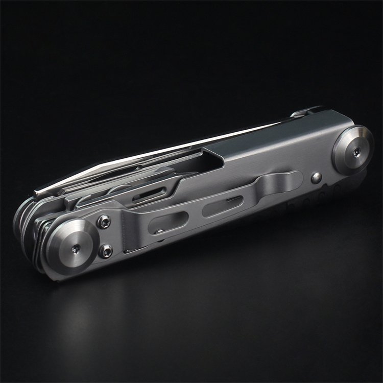 High-quality new steel-wide multi-purpose folding knife with a high-strength sharp blade with a knife