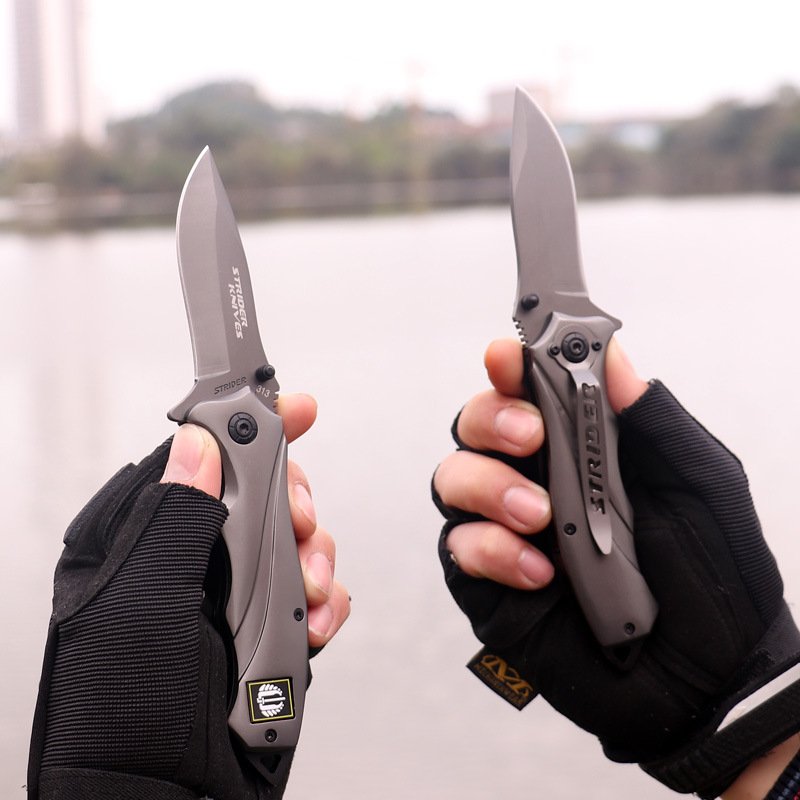 He's got a knife in his pocket, a knife in his pocket