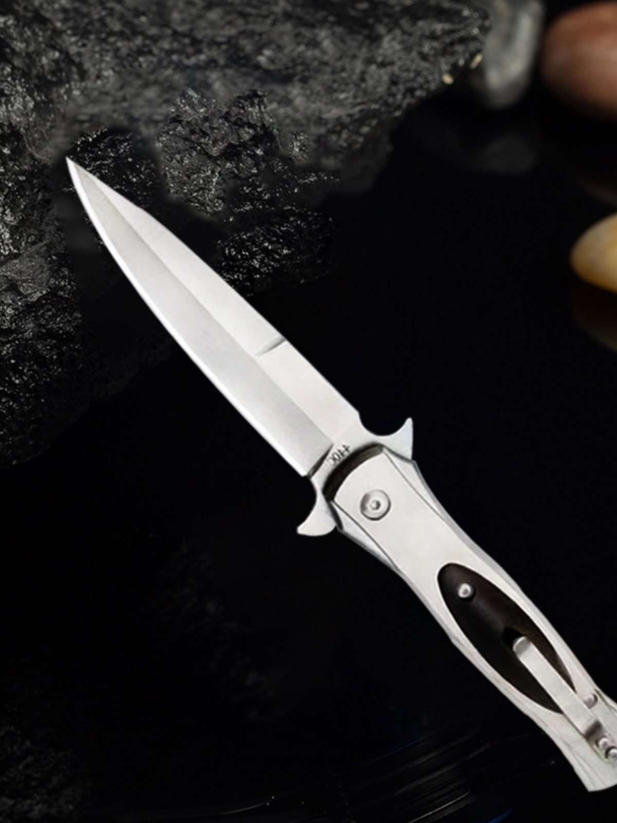 Folding knife, high-strength, short-stabbing, cold-stabbing weapon, short-stabbing knife, fruit-stabbing knife