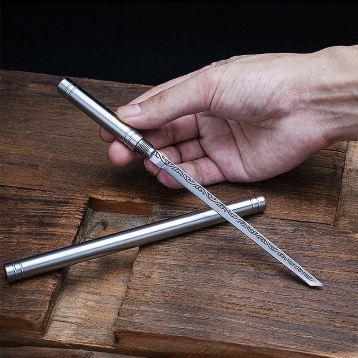 All-Stand-a-Bone Tea Sword home with the fruit-skinned steakr, camping with the meat knife