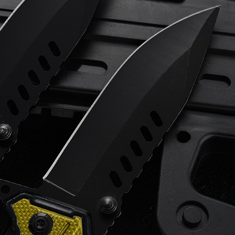 High-strength folding knife camping tactical field knife and field field camping fruit knife and field knife