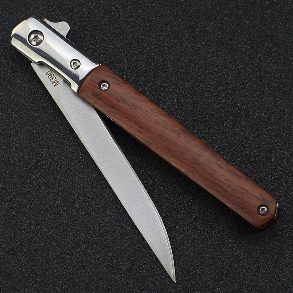 GERMAN IMPORTS OF FIELD-HUNTING M390 IN THE OPEN, A KNOB, A KNOB WITH A FRUIT KNIFE