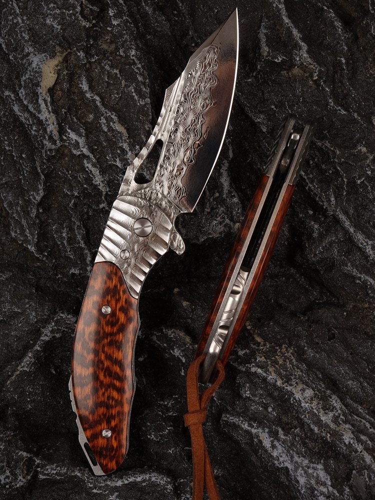 THE BIG-MOUTHED 2ND GENERATION OF HIGH-END DAMASCUS STEEL FOLDING KNIFE CAMPING OUTSIDE THE HOUSE WITH A SHARP BLADE WITH AN EDC BLADE