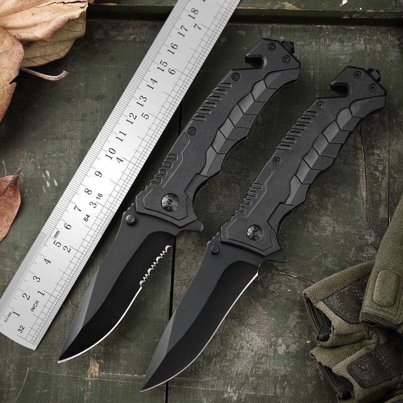 A high-hard knife folds a knife with a fruit knife, a steel-proof multi-purpose knife with a cold weapon
