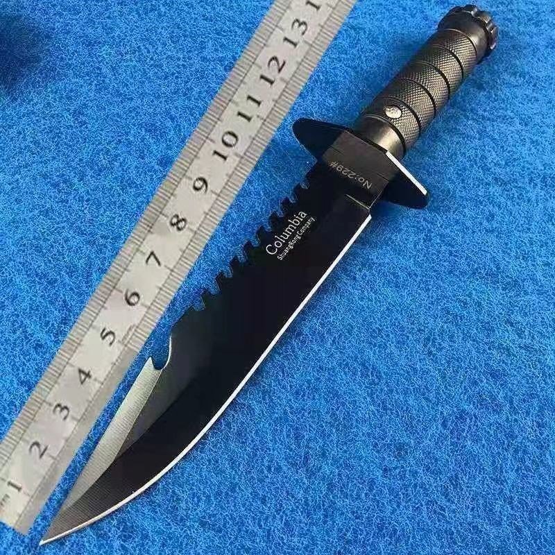 A multi-purpose field-protective knife with a high-strength sharp-string weapon