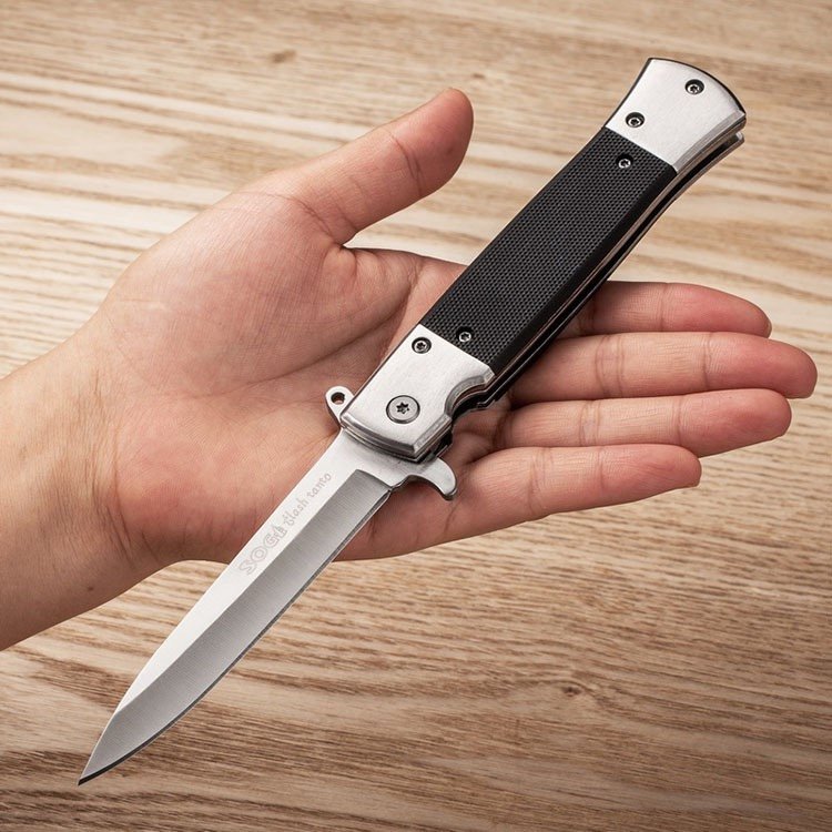 A small field camping knife with a small outdoor knife folding with a fruit knife and a slit knife