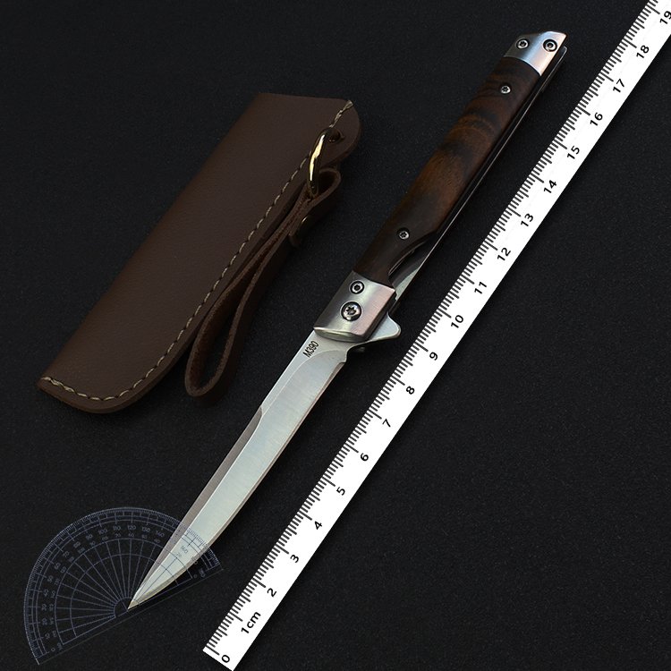THE FIELD DEFENSE HUNTS THE M390 STEEL PEN, THE KNOBS, THE KNOBS, AND THE FRUIT KNIFE