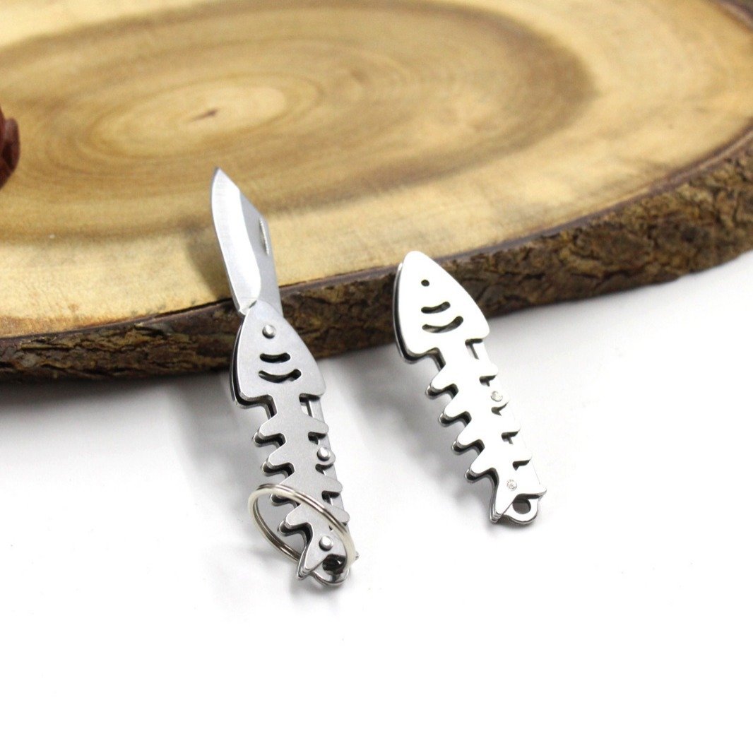 NEW STAINLESS STEEL FISH BONE OUTSIDE OF THE HOUSE