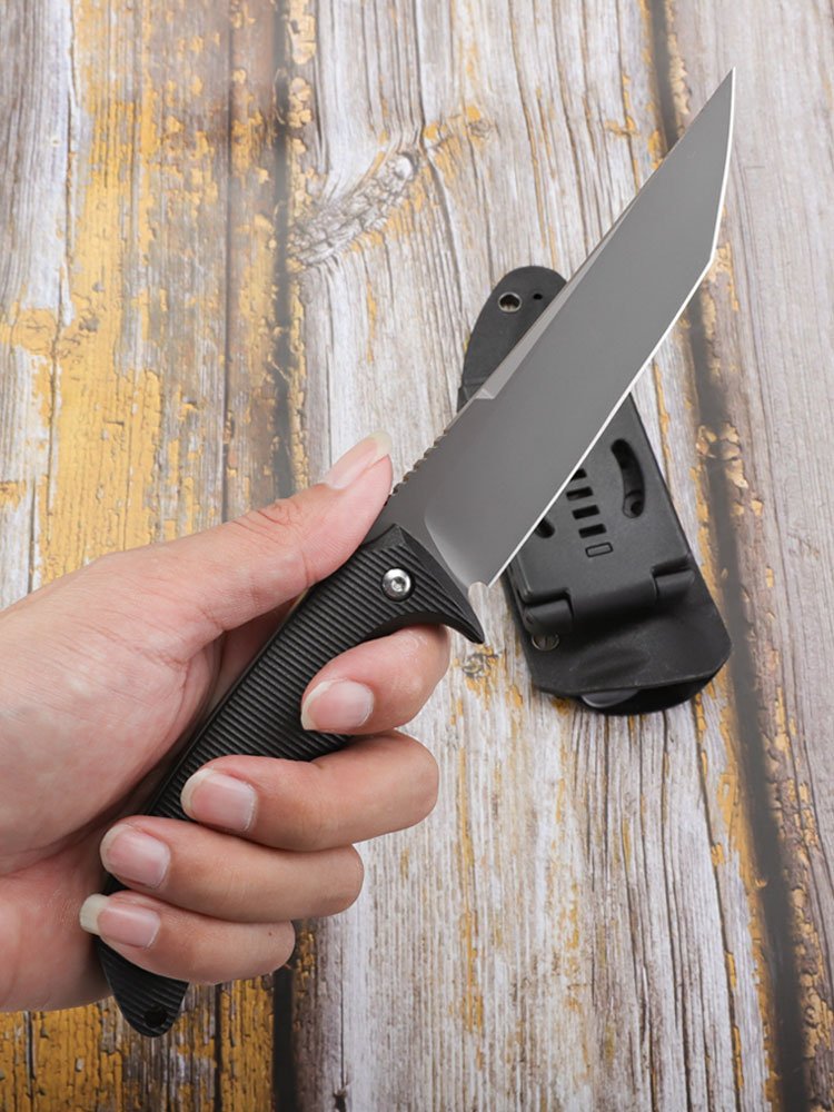 an open-air knife, a sharp, sharp, sharp-stringed field guard than a knife with an adventure cold
