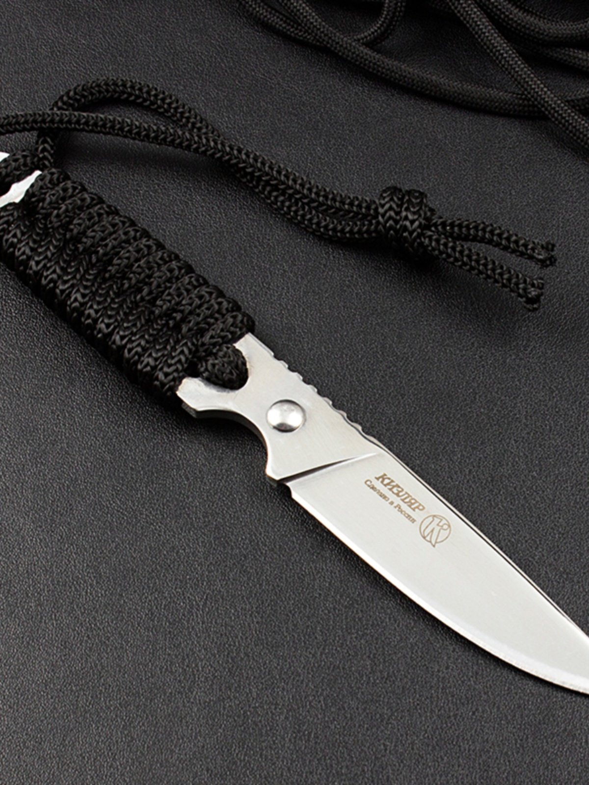 The camper's knife is so hard and so hard to survive in the wilderness