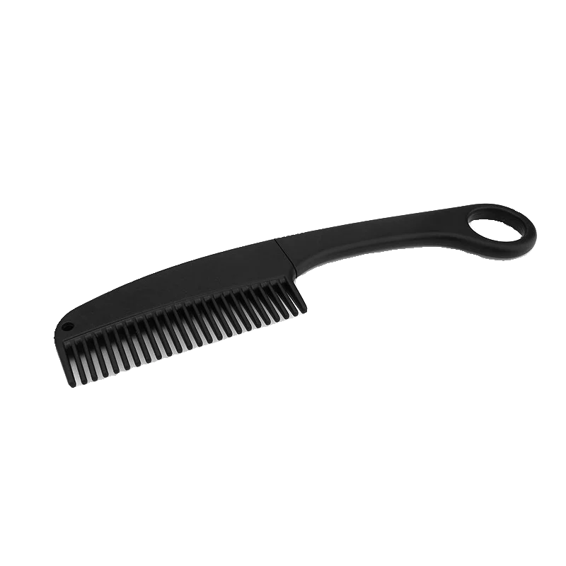 An open-air protection comb with a fruit knife and a multi-purpose field claw