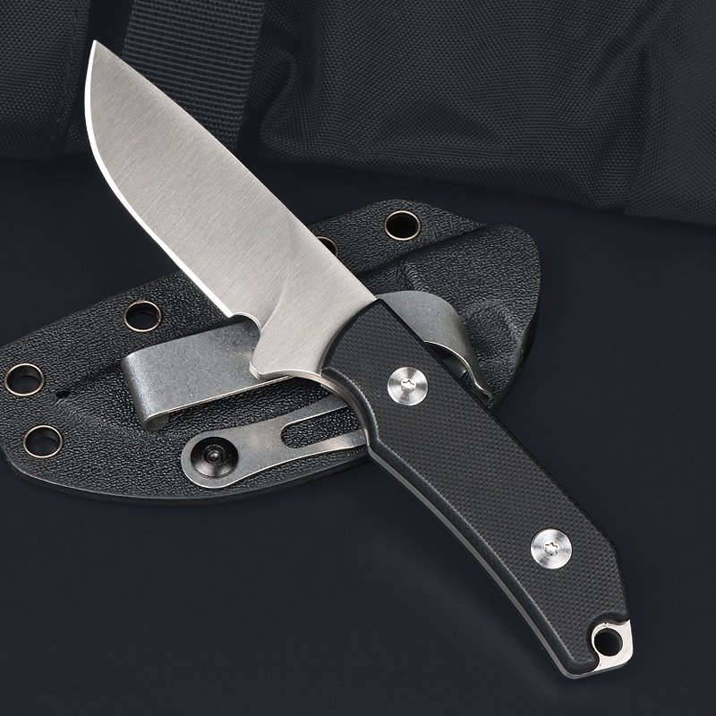 AN OUTDOOR KNIFE WITH A MOORING KNIFE TO SURVIVE, A MOUNTAIN CAMPING KNIFE WITH A K-SHELL KNIFE WITH A HIGH-HARD PROTECTION KNIFE