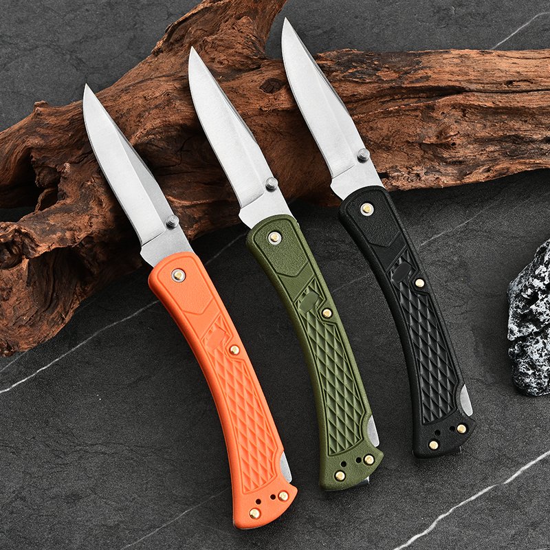 An outdoor folding knife with a high-strength camp camper and a field camping knife