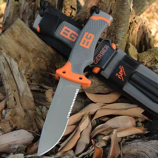 Half-tooth Gobobel's life-saving knife