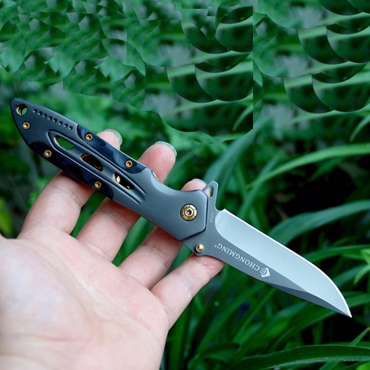 Folding knife, high hardness camp, with a multipurpose steel knife and a fruit knife