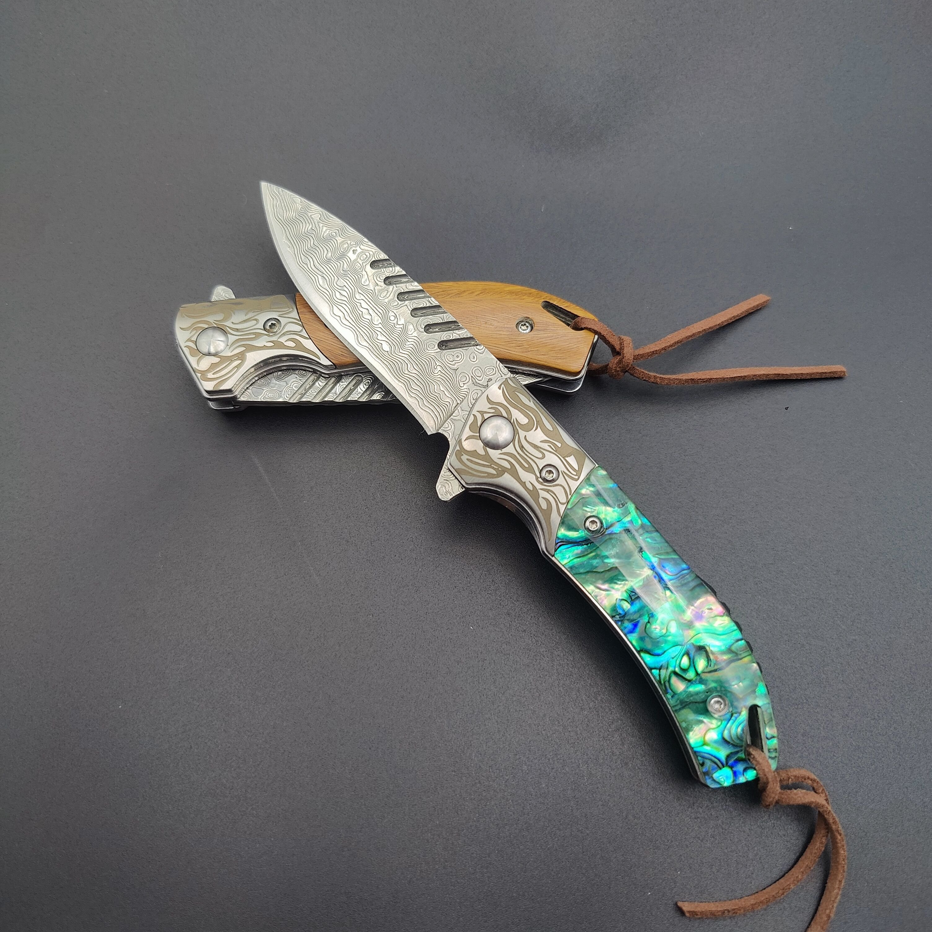 HIGH HARD-CORE VG10 DAMASCUS OPEN-AND-OPEN KNIFE COLLECTIONS FOR CAMPING OUTSIDE DAMASCUS