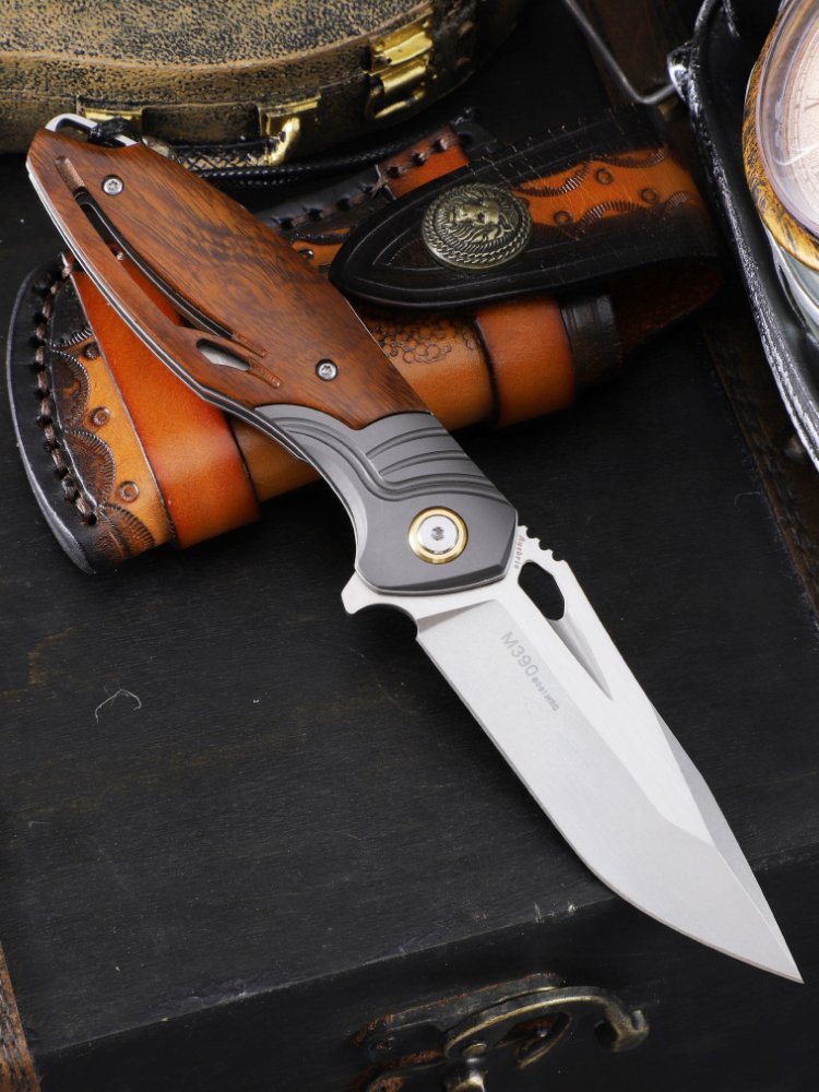 AUSTRIA'S M390 STEEL FOLDING KNIFE, HIGH-STRENGTH SHARP KNIFE FIELD CAMPING FOR LIFE, AND A FIELD DEFENSIVE KNIFE