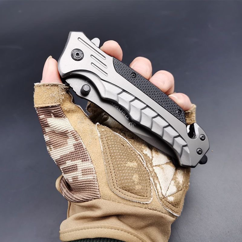 Germany imported a small knife to protect itself from the multifunctionality of camping equipment with a fruit knife and a high-heavy crutches