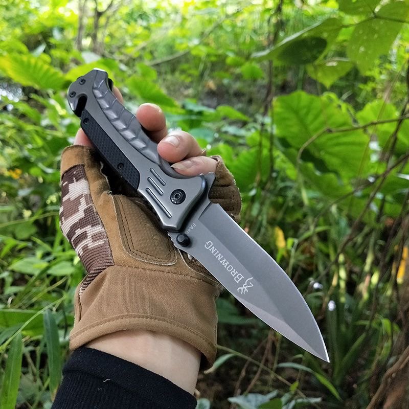 Germany imported a small knife to protect itself from the multifunctionality of camping equipment with a fruit knife and a high-heavy crutches