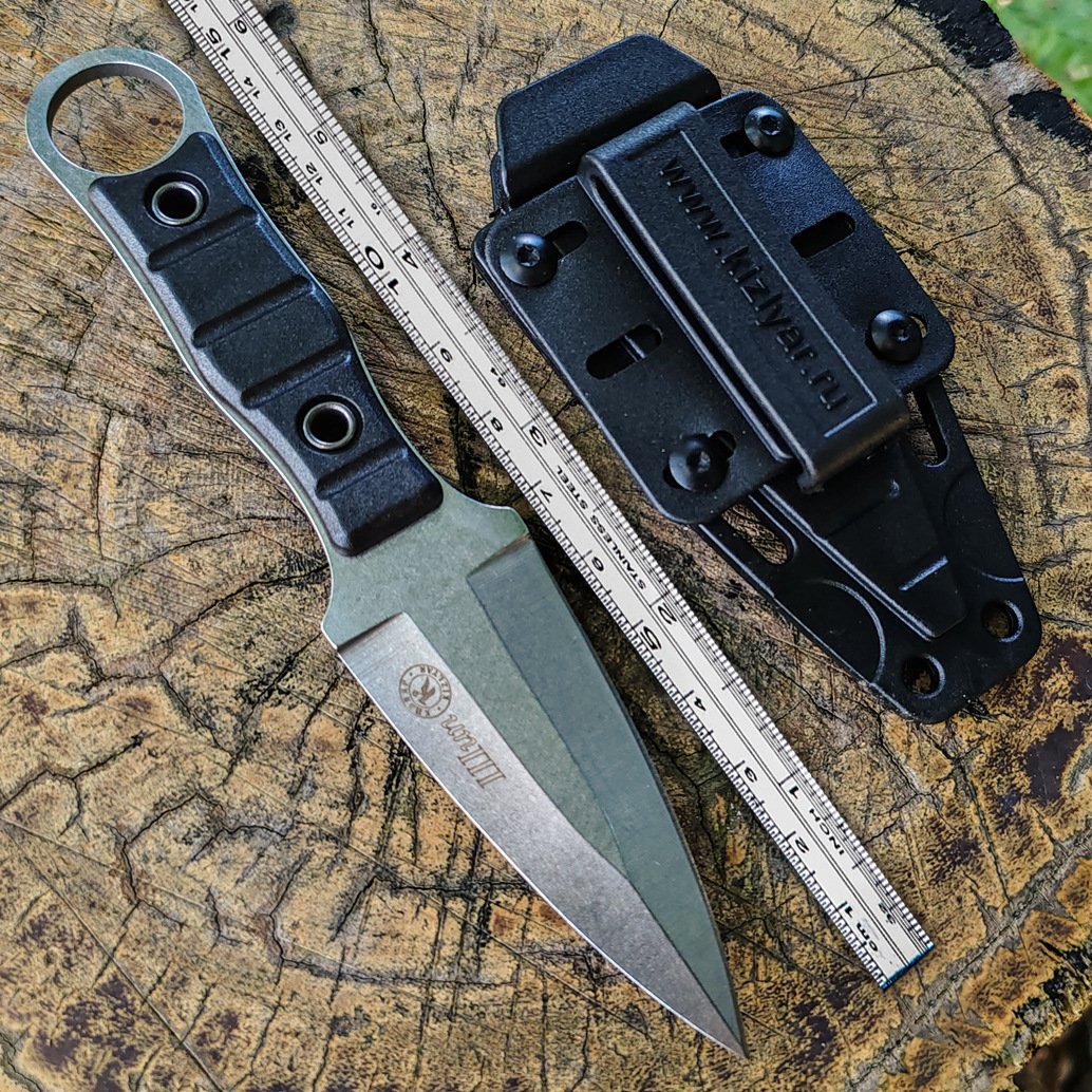 The fruit knife from the outdoors, the guacamole knife, opened the mini-sword with the knife