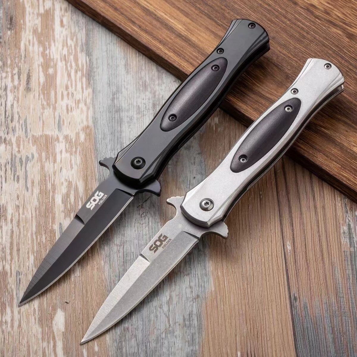 An outdoor multi-purpose folding knife, a fruit knife, a high-string field vehicle with a body-protected knife for camping knives