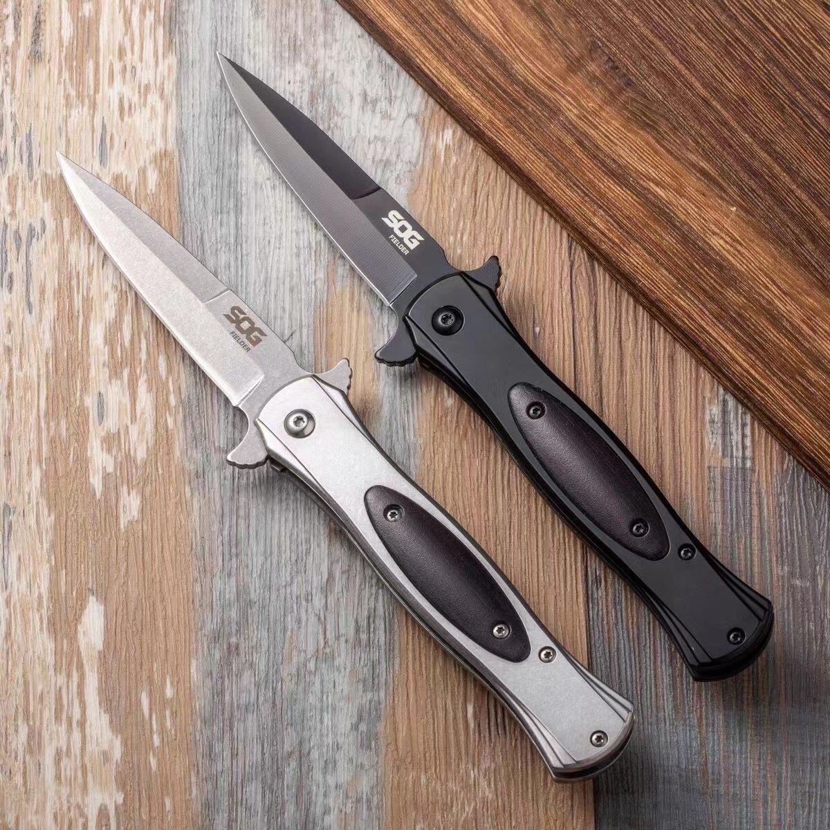 An outdoor multi-purpose folding knife, a fruit knife, a high-string field vehicle with a body-protected knife for camping knives