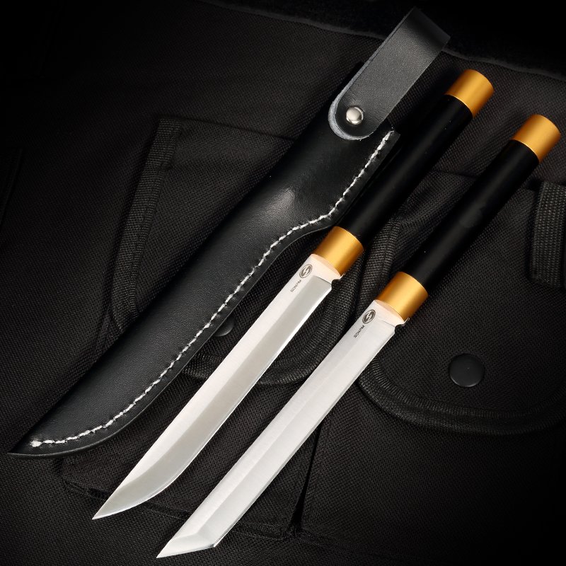 A straight-on-the-air camper with a sharp blade, a high-strength knife, a multi-purpose fruit-proof knife