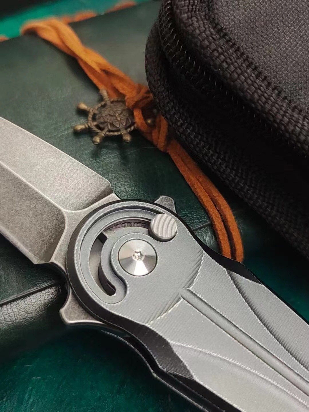 FX551 FOX COLLAPSE FIELD CAMPING WITH A FRUIT SCALPEL WITH MULTI-PURPOSE HARDNESS