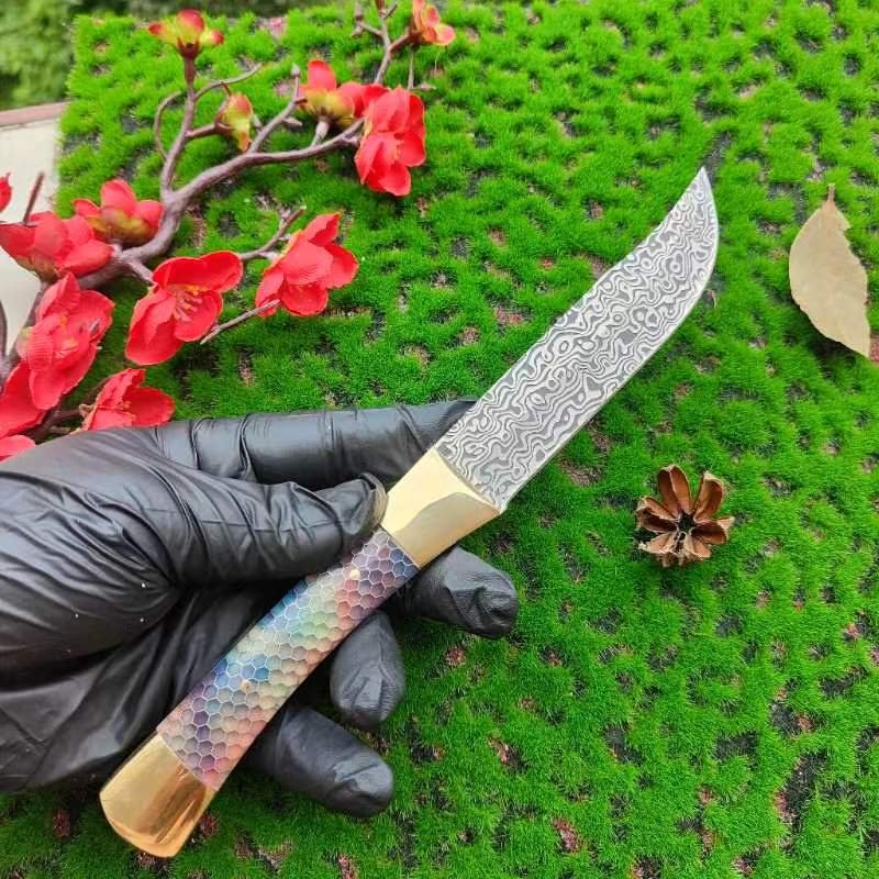 The mini-lined, corrosive steel field rescue camper hunts for the Mongol meat knife with the height and hard