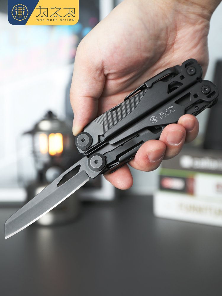 A Swiss army knife to protect the exterior multi-purpose pliers to survive an emergency plier