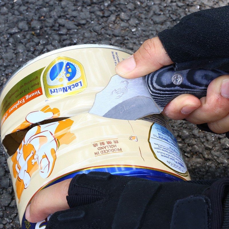 An outdoor claw knife, a poison scorpion claw knife, an outside claw knife, a straight knife, a camping field knife