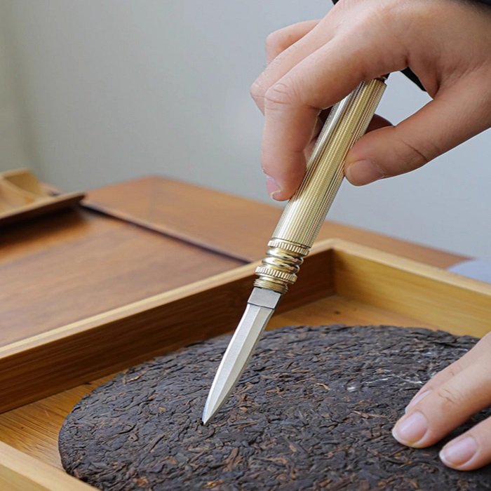 A barrel knife, a brass-fruit knife, a multi-purpose, high-strength knife, hand-held for life